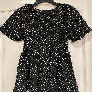 Women’s Black/White Thrive Boutique Shirt Size X-Small (Like New Condition)